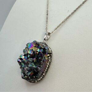 Druzy Crystal Silver Tone Pendant Necklace 18–20” Rainbow Statement